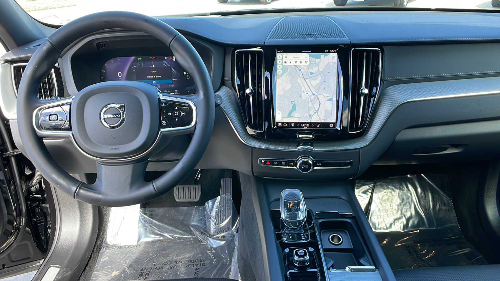 2024 Volvo XC60 Recharge Plug-In Hybrid Ultimate Black Edition 21