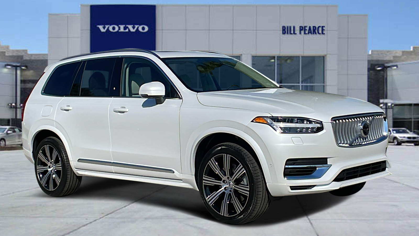 2025 Volvo XC90 Plug-In Hybrid Ultra 1