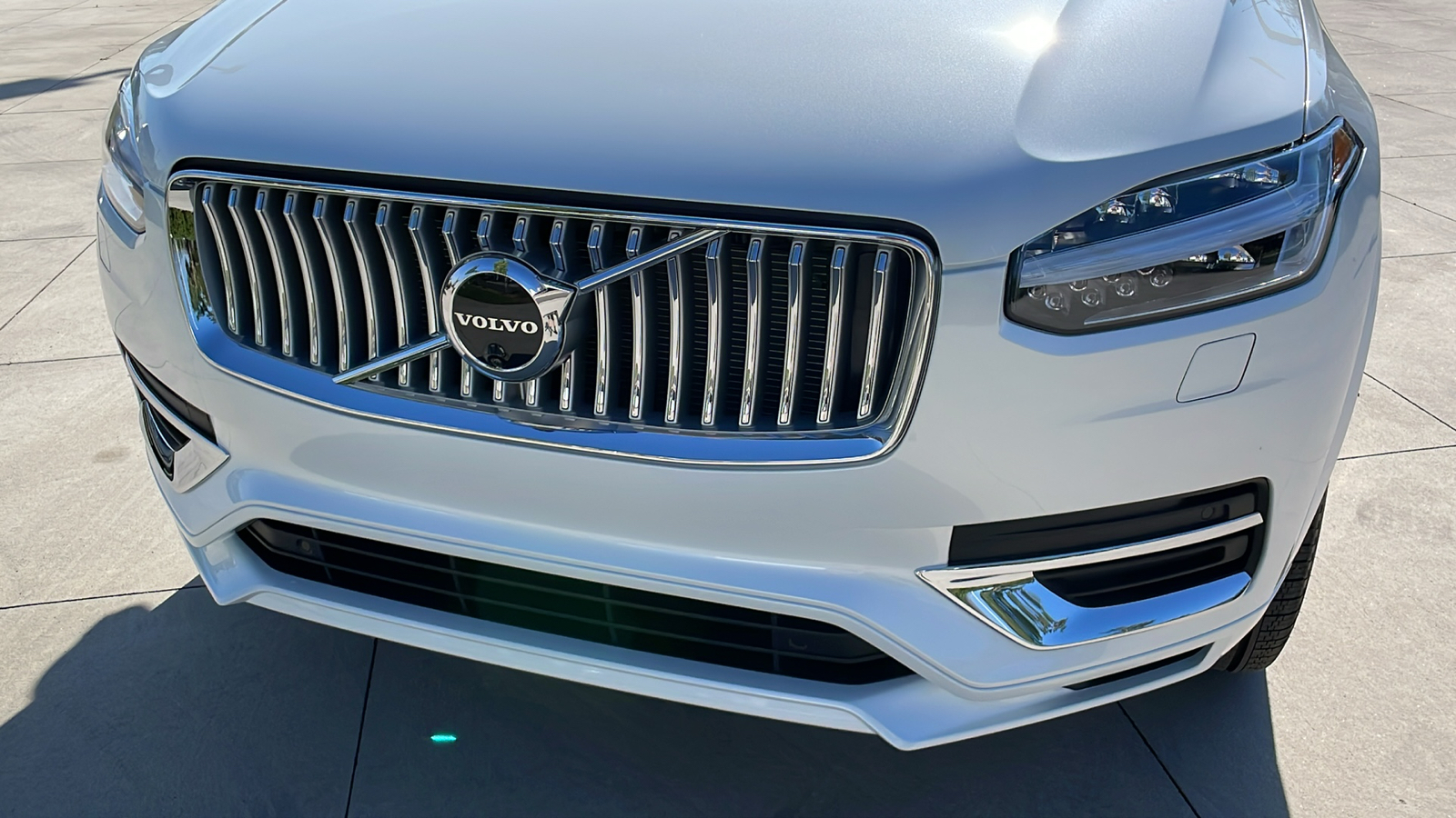 2025 Volvo XC90 Plug-In Hybrid Ultra 10