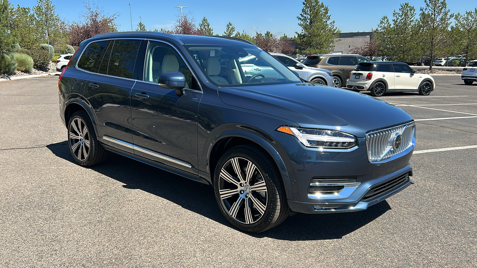 2025 Volvo XC90 Ultra 7