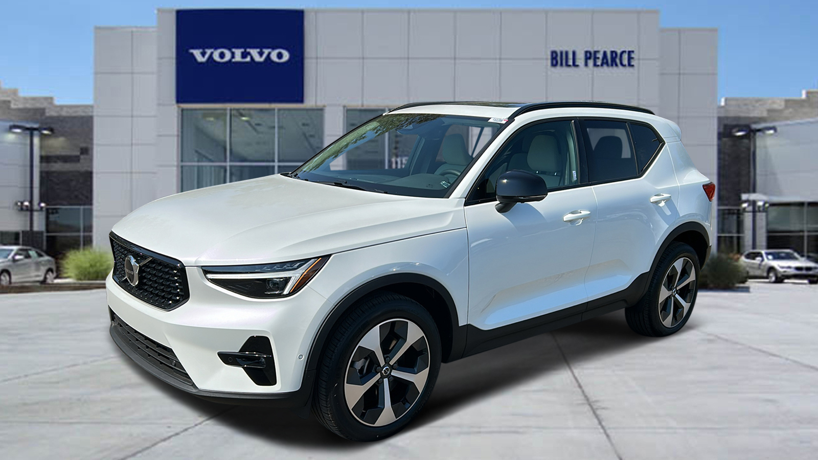 2025 Volvo XC40 Plus Dark Theme 1