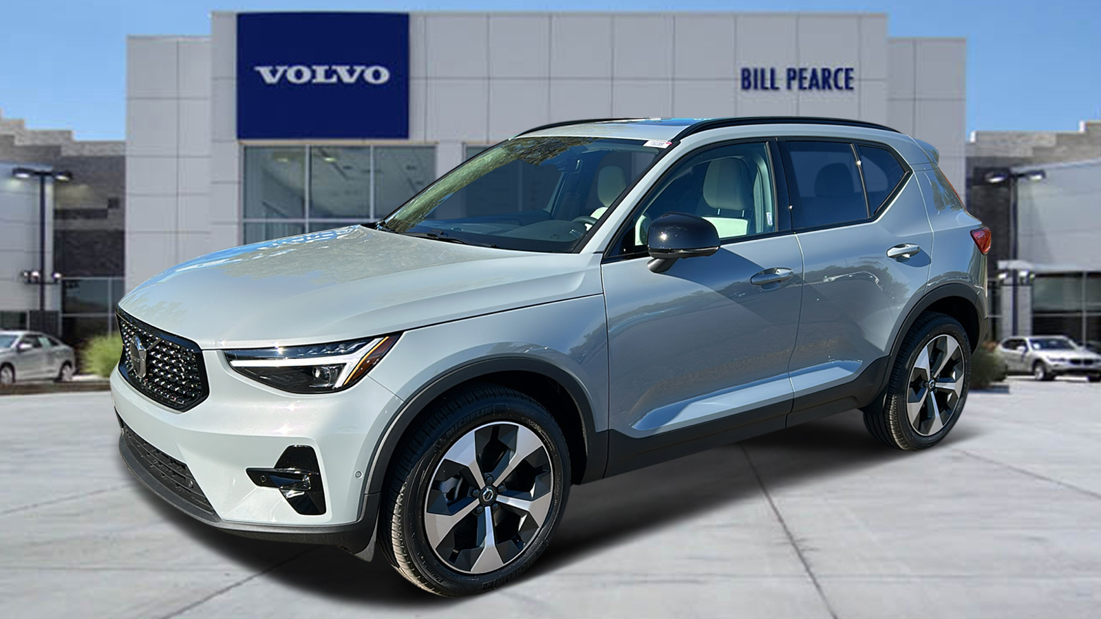 2025 Volvo XC40 Plus Dark Theme 1