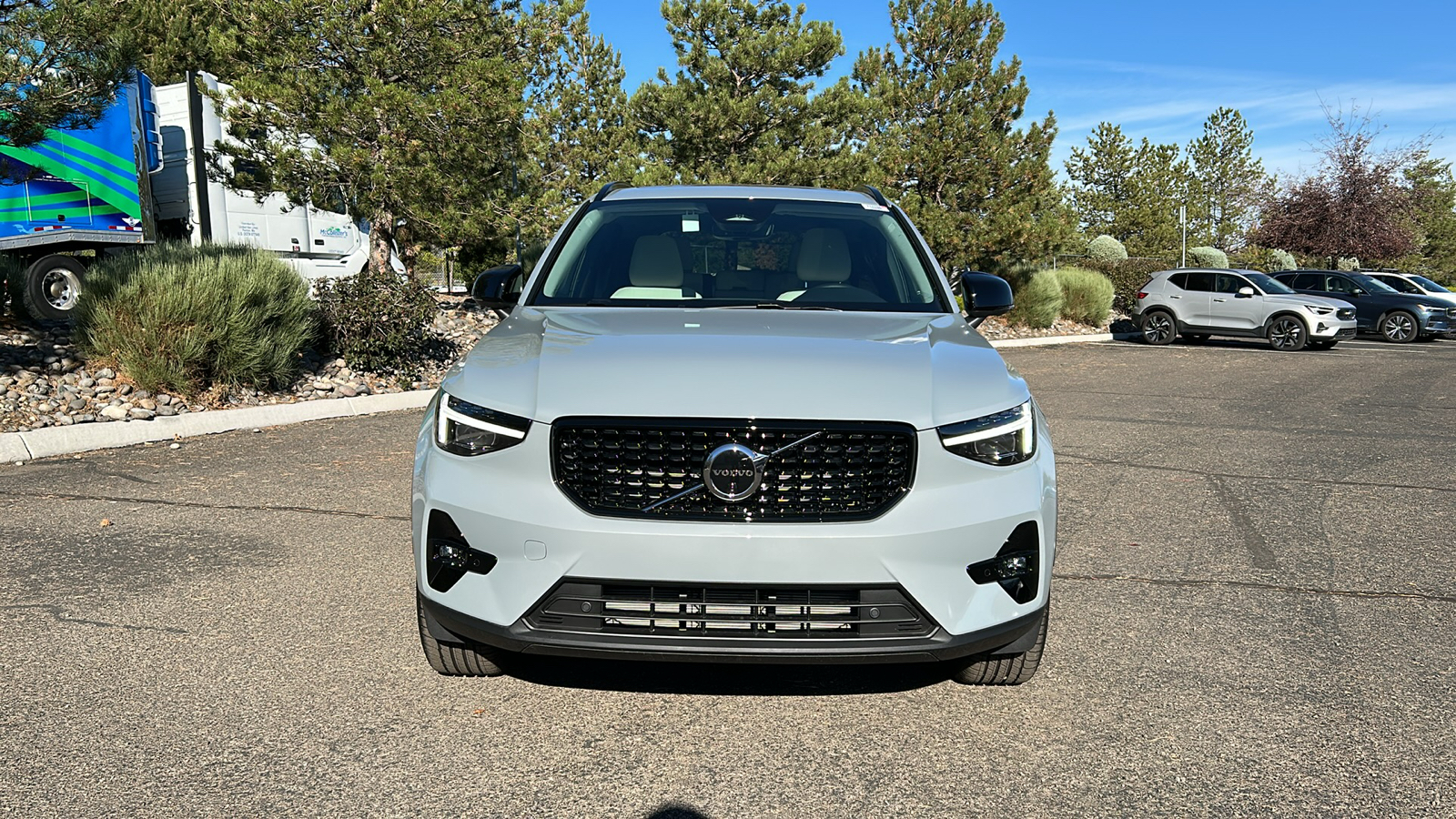 2025 Volvo XC40 Plus Dark Theme 6