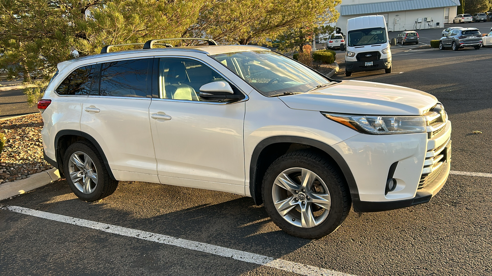 2018 Toyota Highlander Limited 3