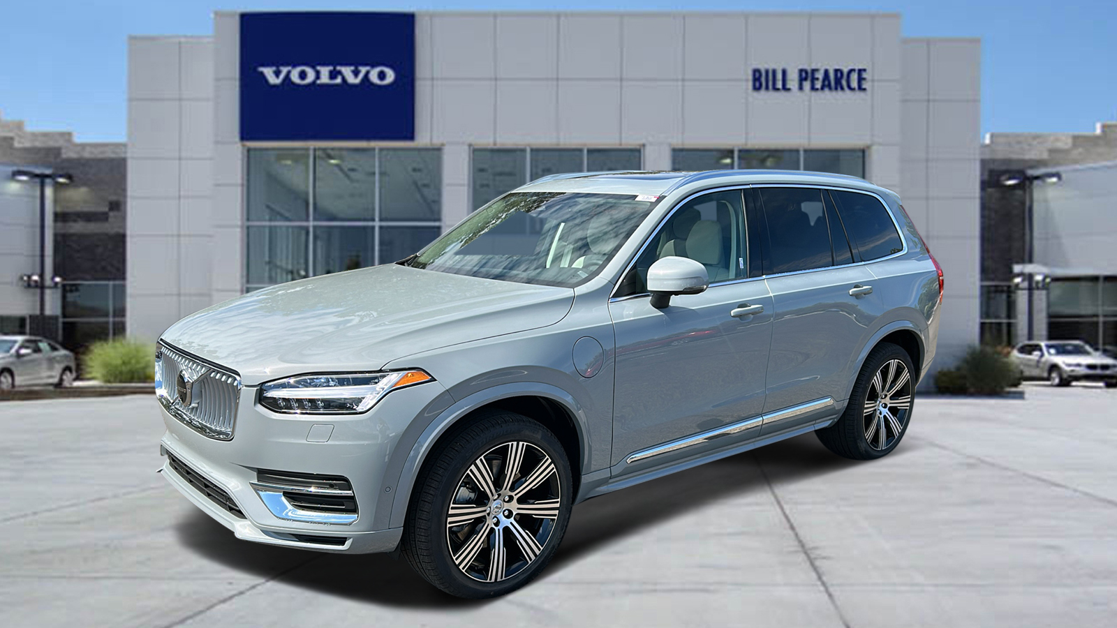 2025 Volvo XC90 Plug-In Hybrid Plus 1