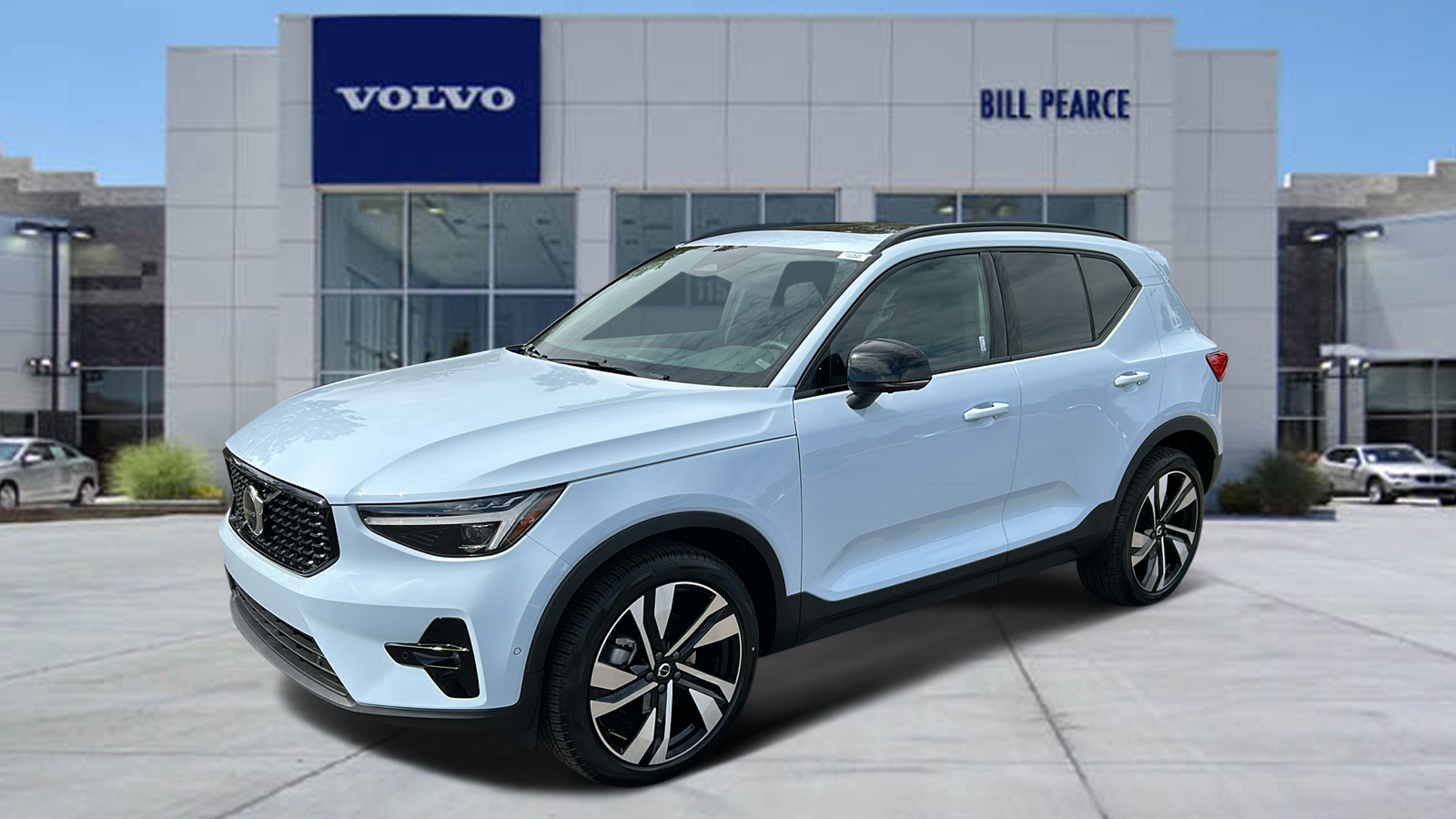 2025 Volvo XC40 Ultra Dark Theme 1