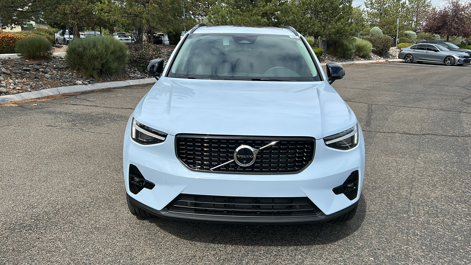 2025 Volvo XC40 Ultra Dark Theme 6