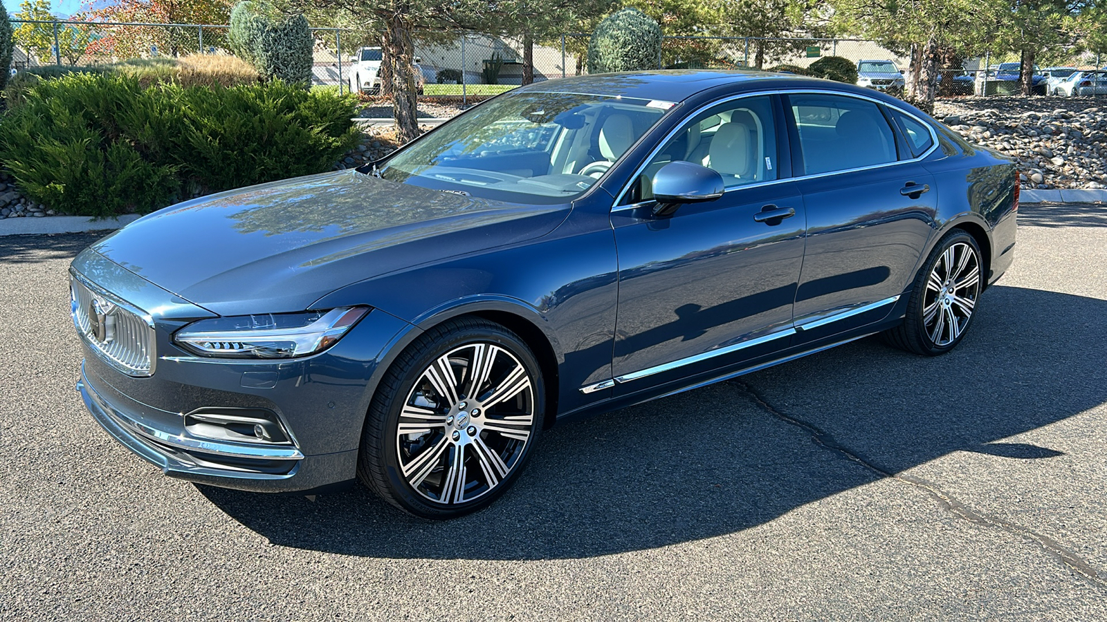 2024 Volvo S90 Plus 2