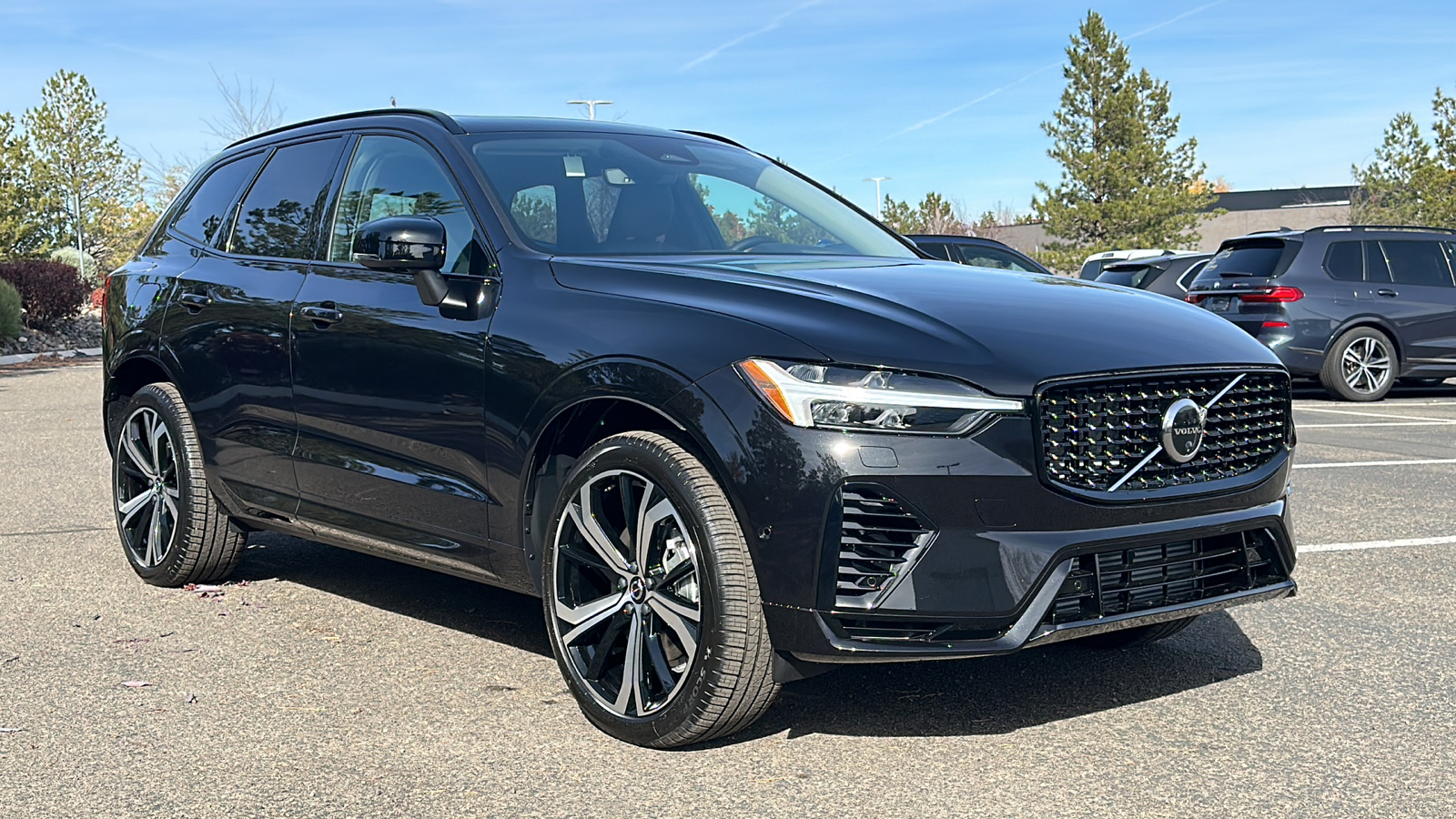 2025 Volvo XC60 Plug-In Hybrid Ultra 7