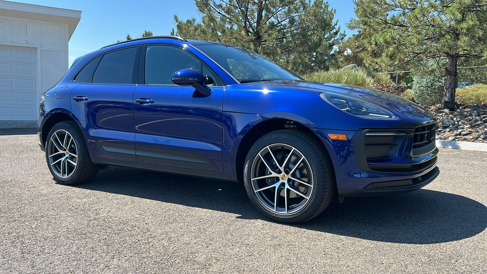 2024 Porsche Macan  8