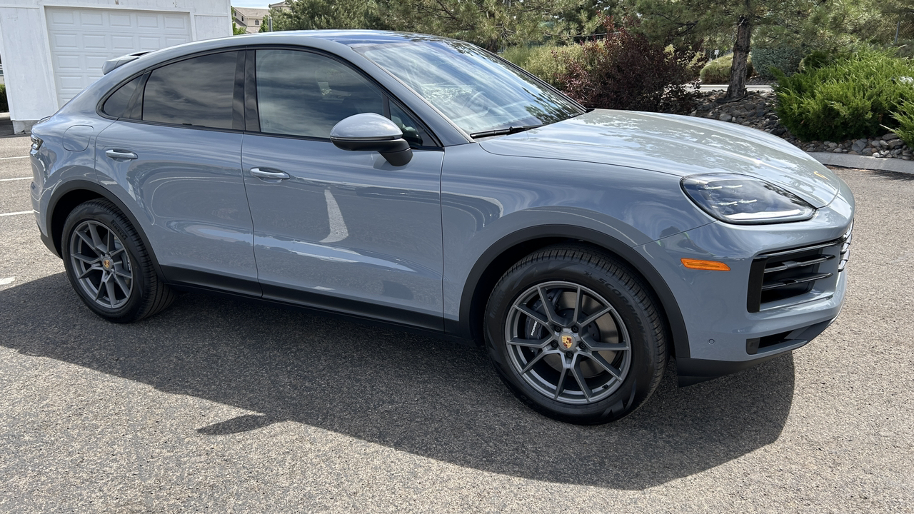 2024 Porsche Cayenne  8