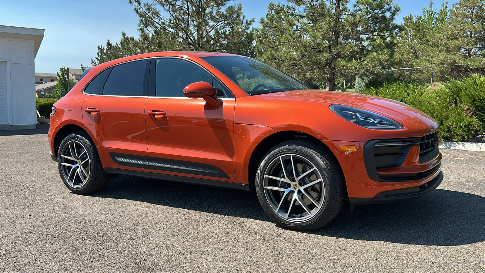 2024 Porsche Macan  8