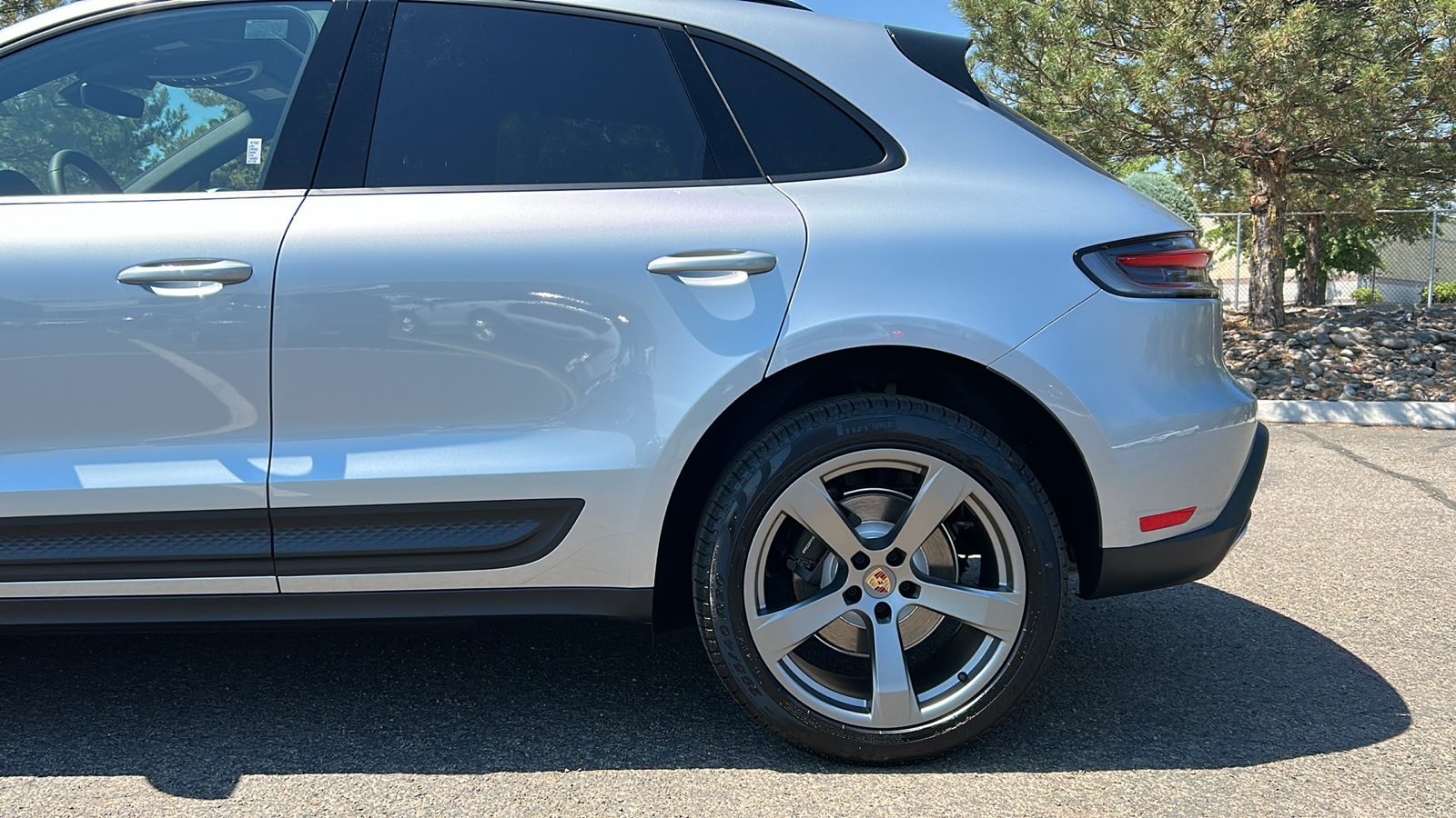 2024 Porsche Macan  4