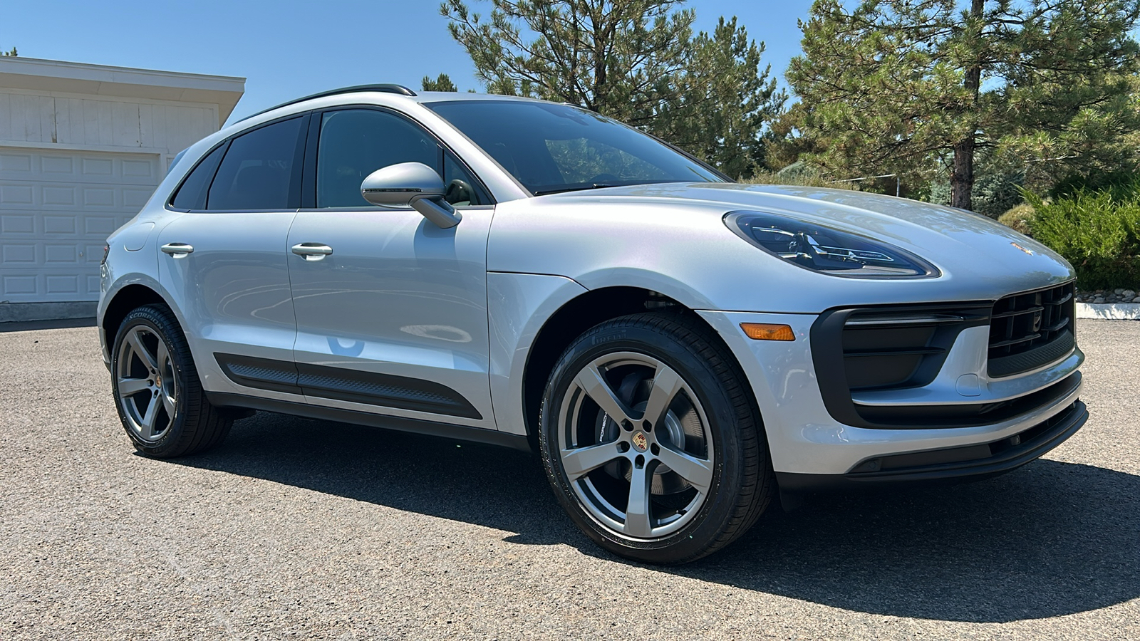 2024 Porsche Macan  9