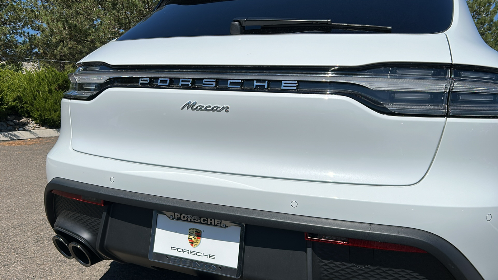 2024 Porsche Macan  6