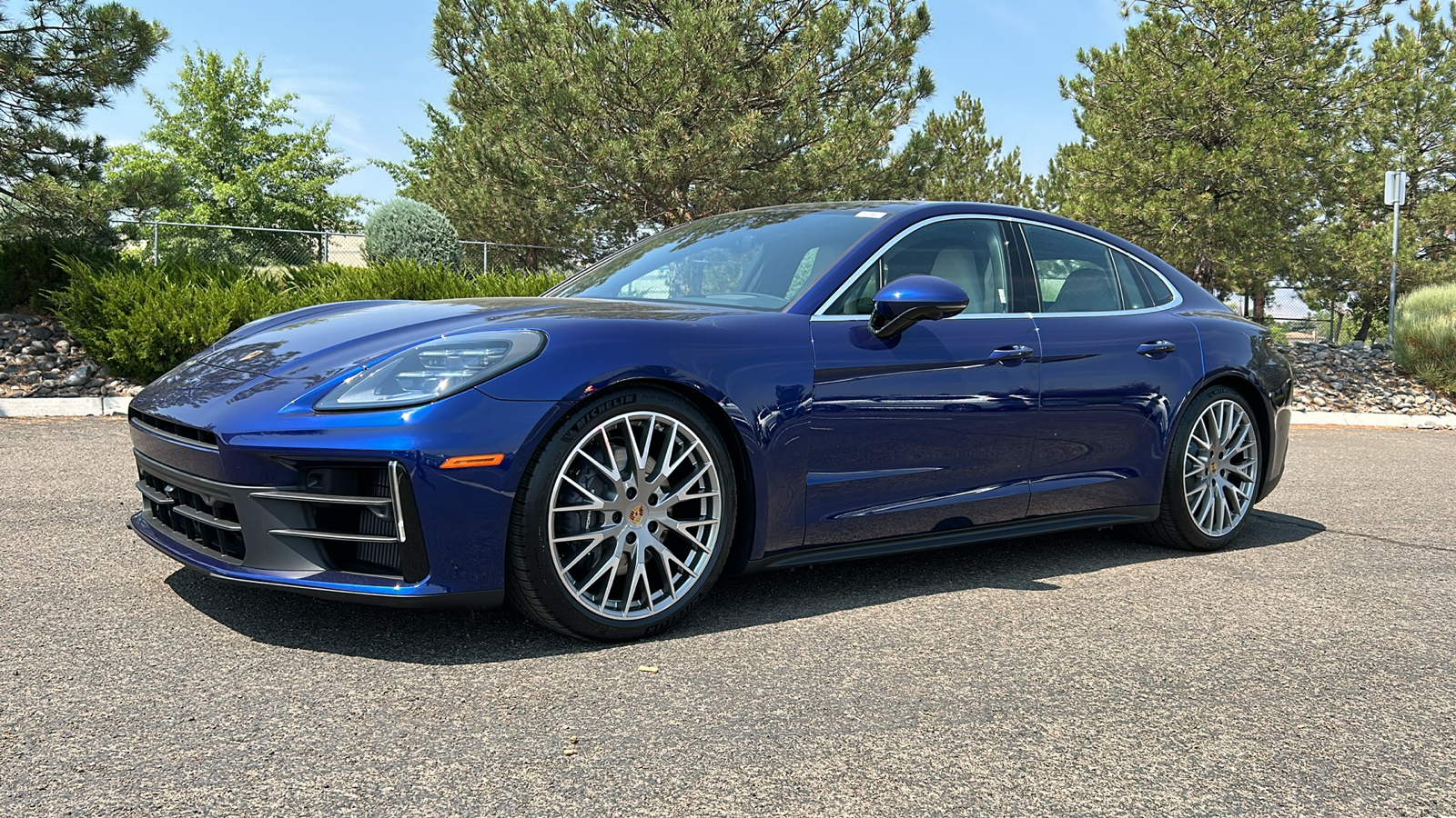 2024 Porsche Panamera 4 1