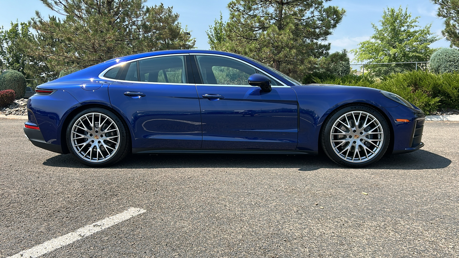 2024 Porsche Panamera 4 9