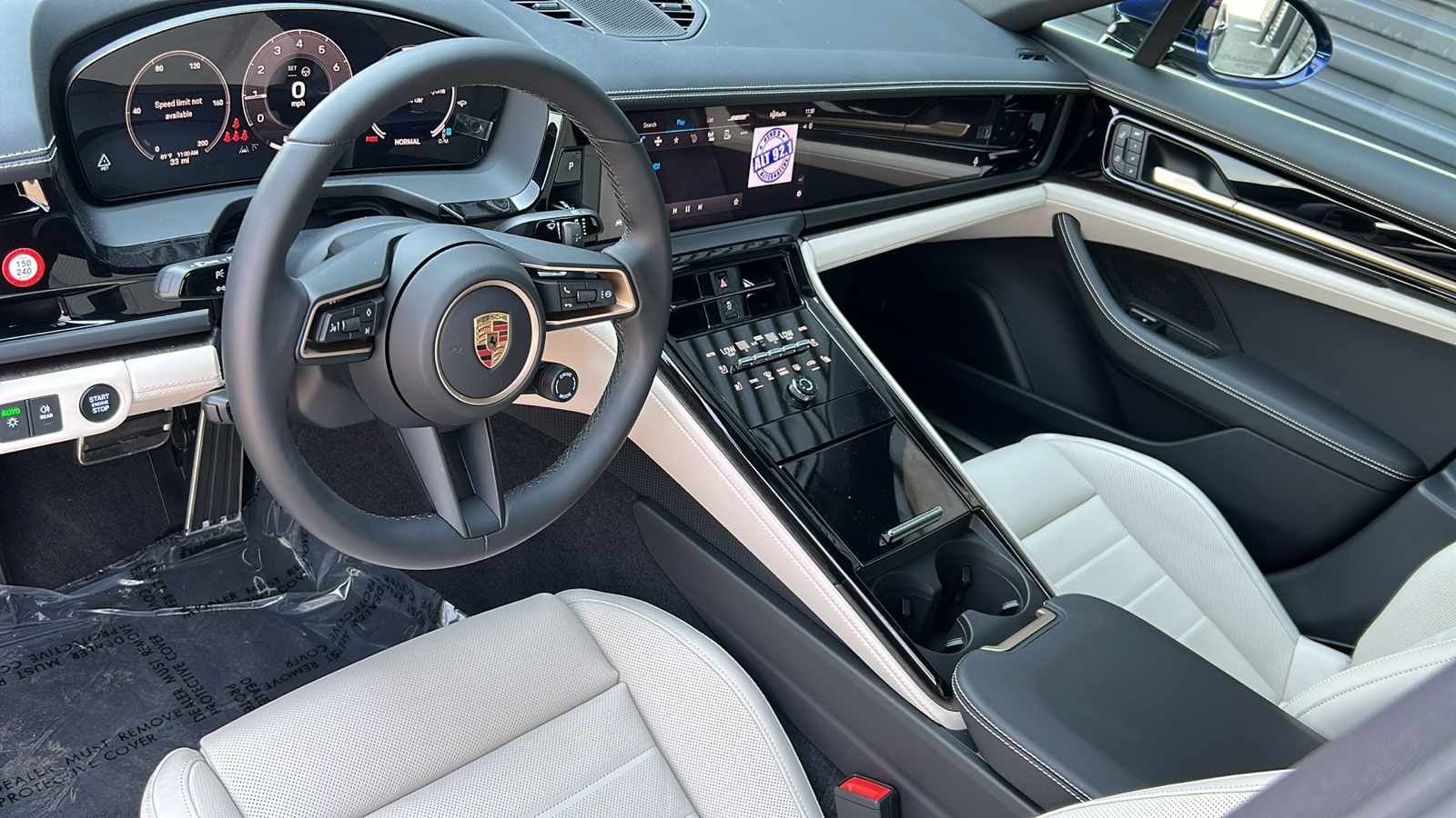 2024 Porsche Panamera 4 13