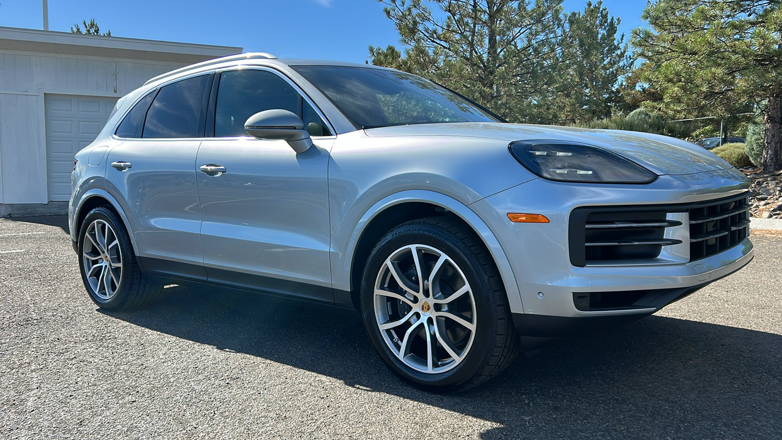 2024 Porsche Cayenne  8