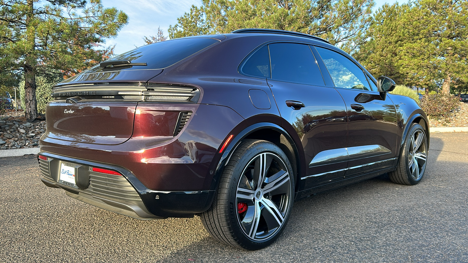 2024 Porsche Macan Electric Turbo 5