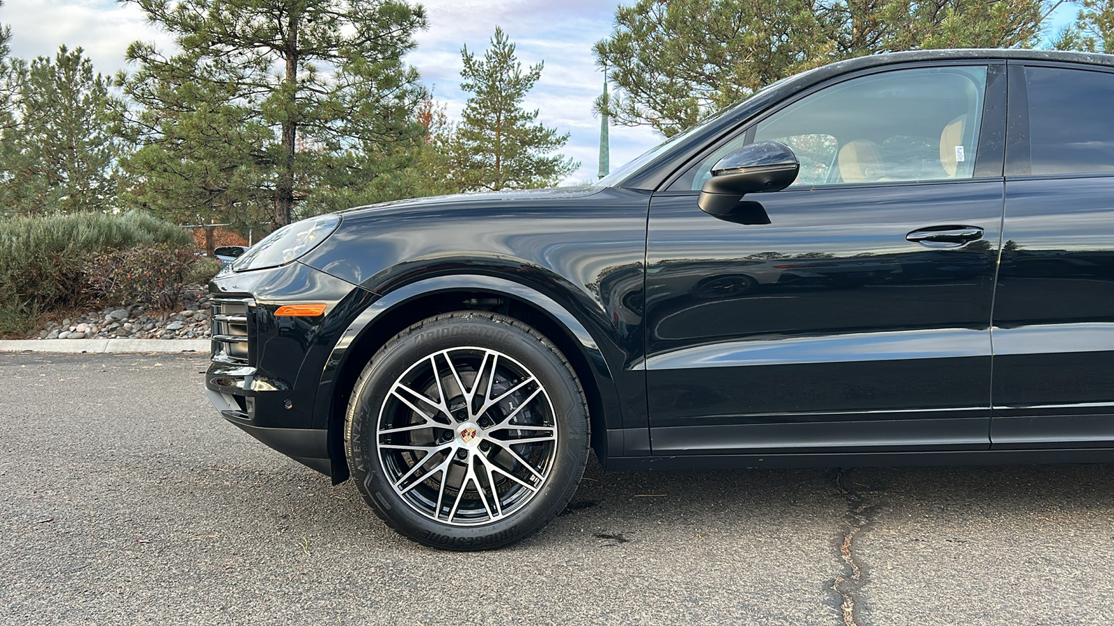 2025 Porsche Cayenne  2