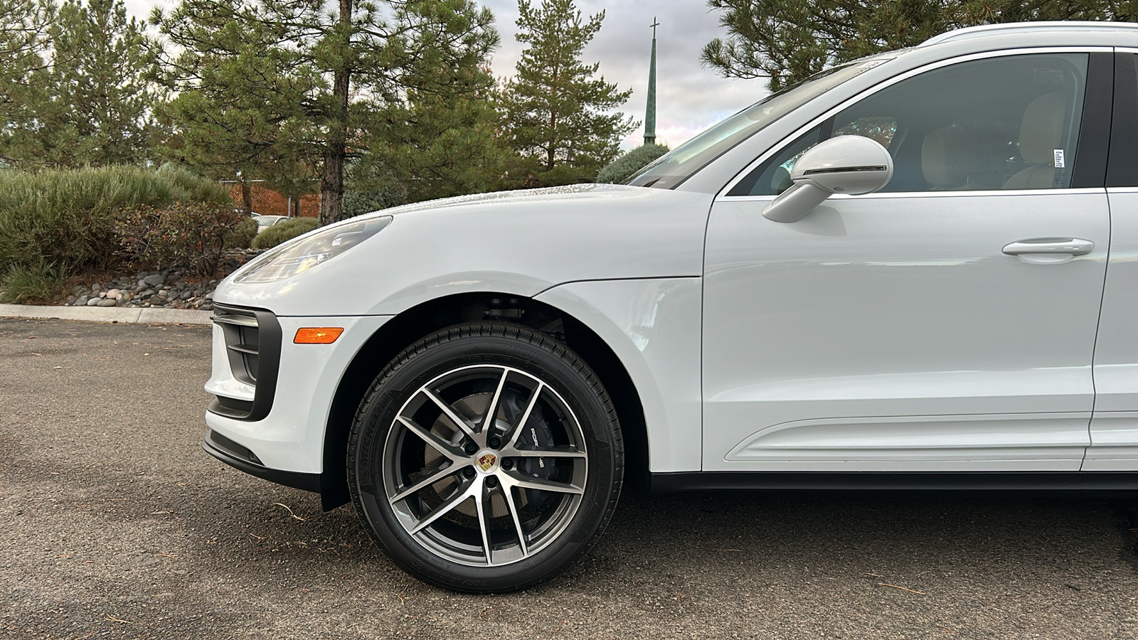 2025 Porsche Macan  2