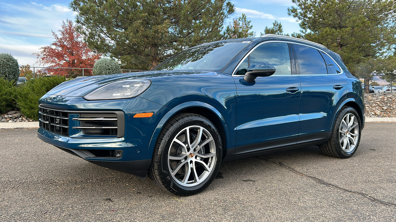 2025 Porsche Cayenne  1