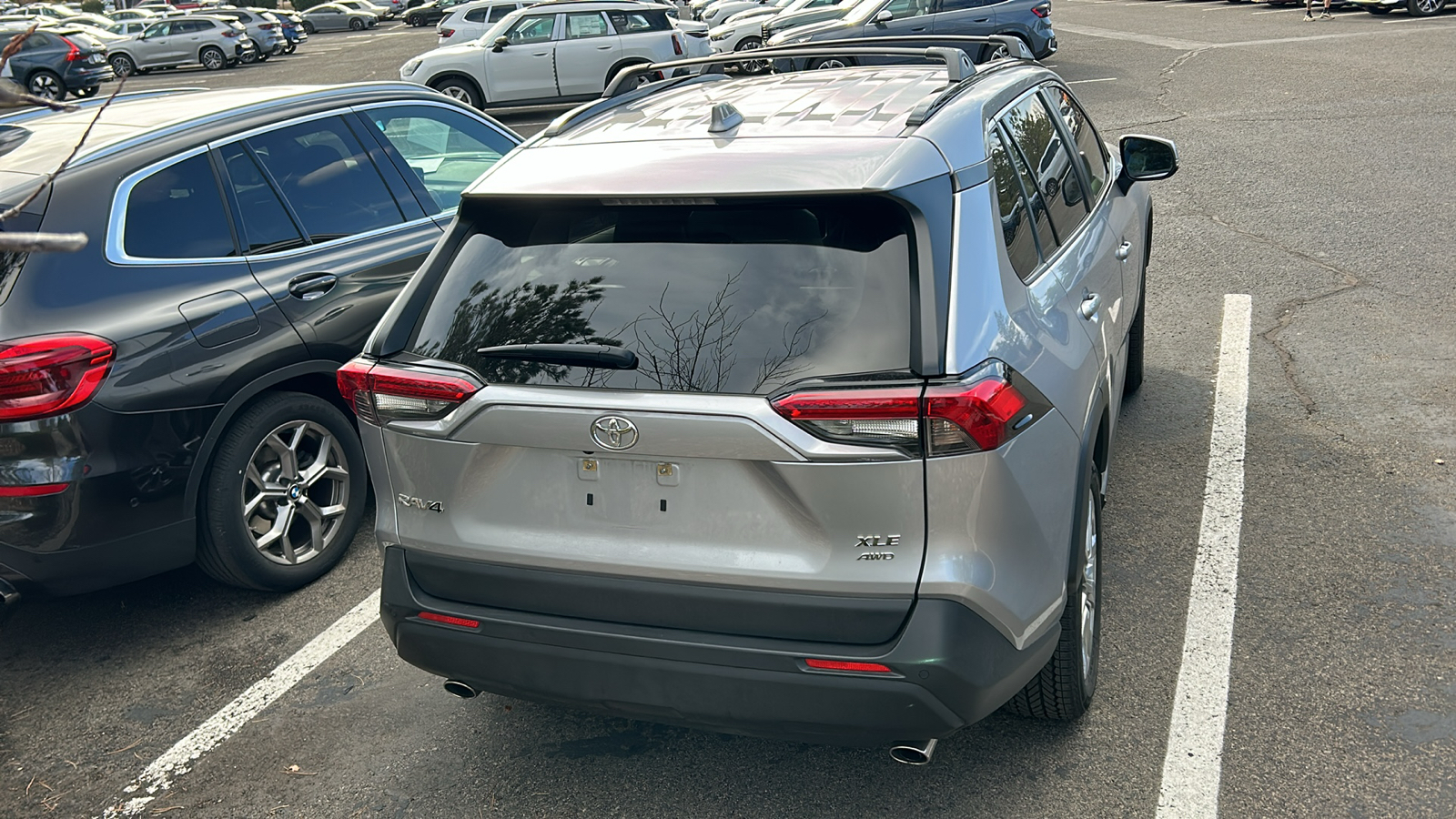 2019 Toyota RAV4 XLE Premium 4