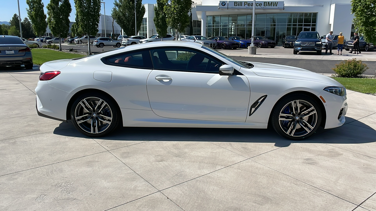 2023 BMW 8 Series 840i 3