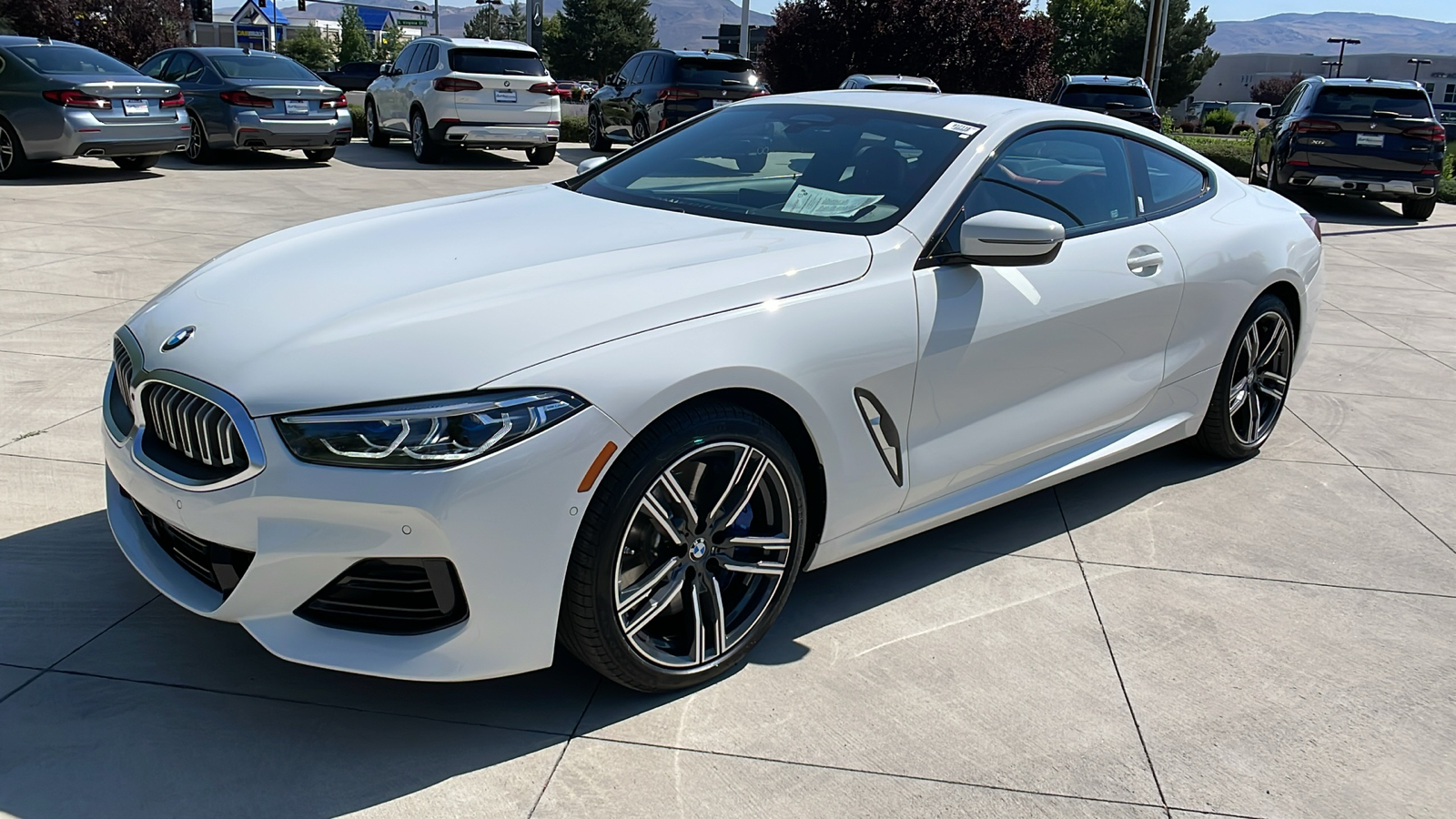 2023 BMW 8 Series 840i 8