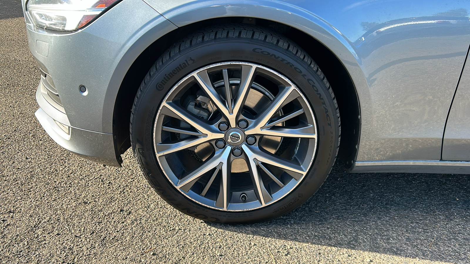 2018 Volvo S90 Momentum 24