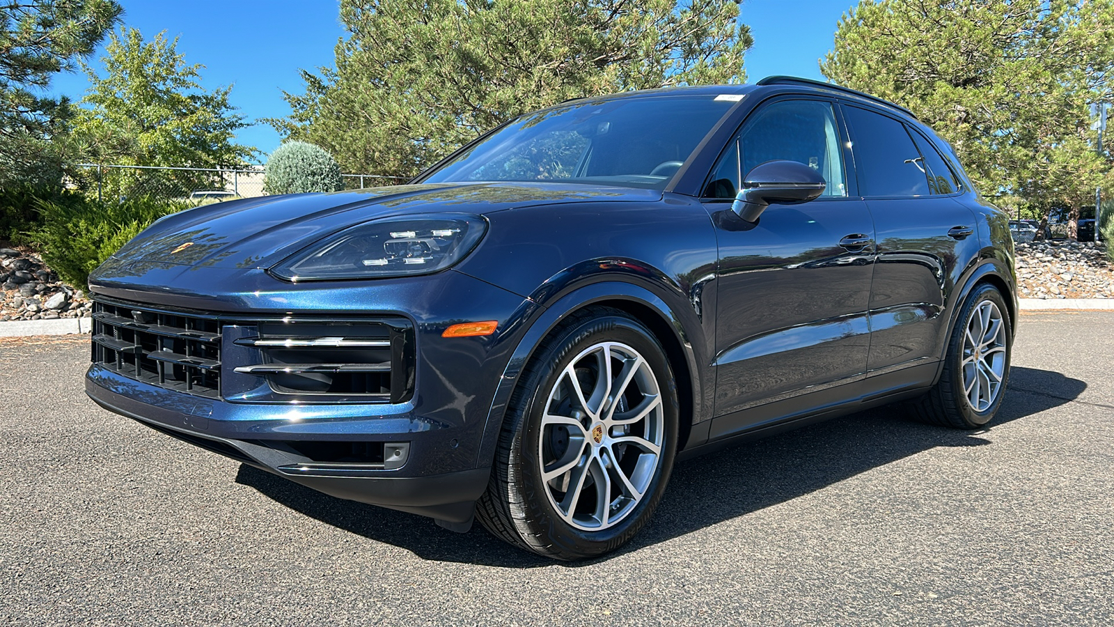 2024 Porsche Cayenne  1