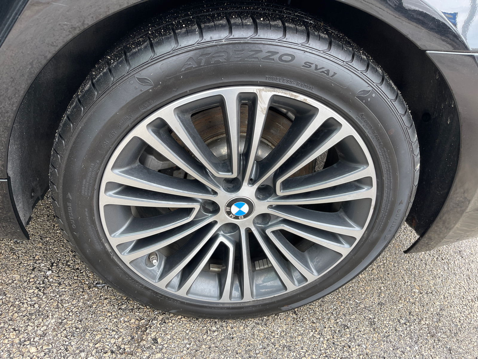2019 BMW 5 Series 530i 24