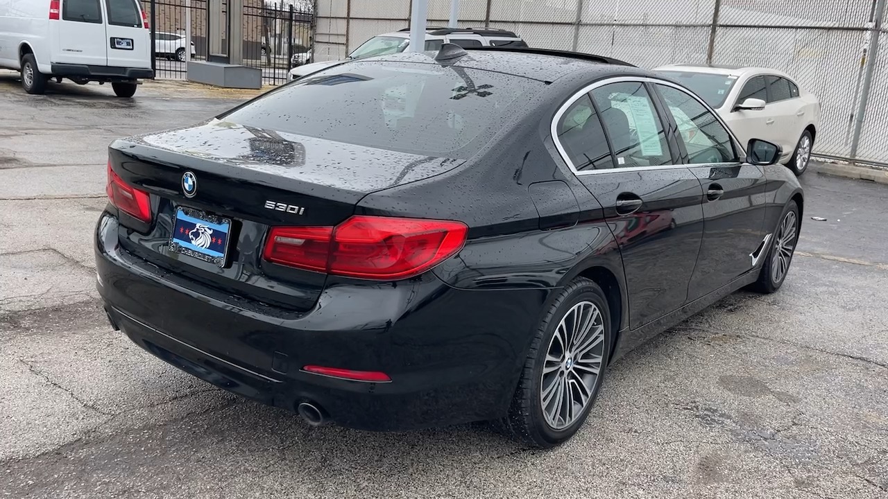 2019 BMW 5 Series 530i 26