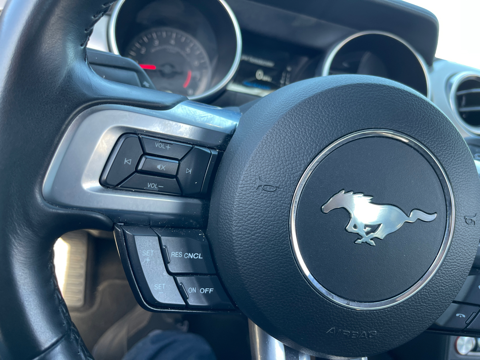 2023 Ford Mustang EcoBoost 15