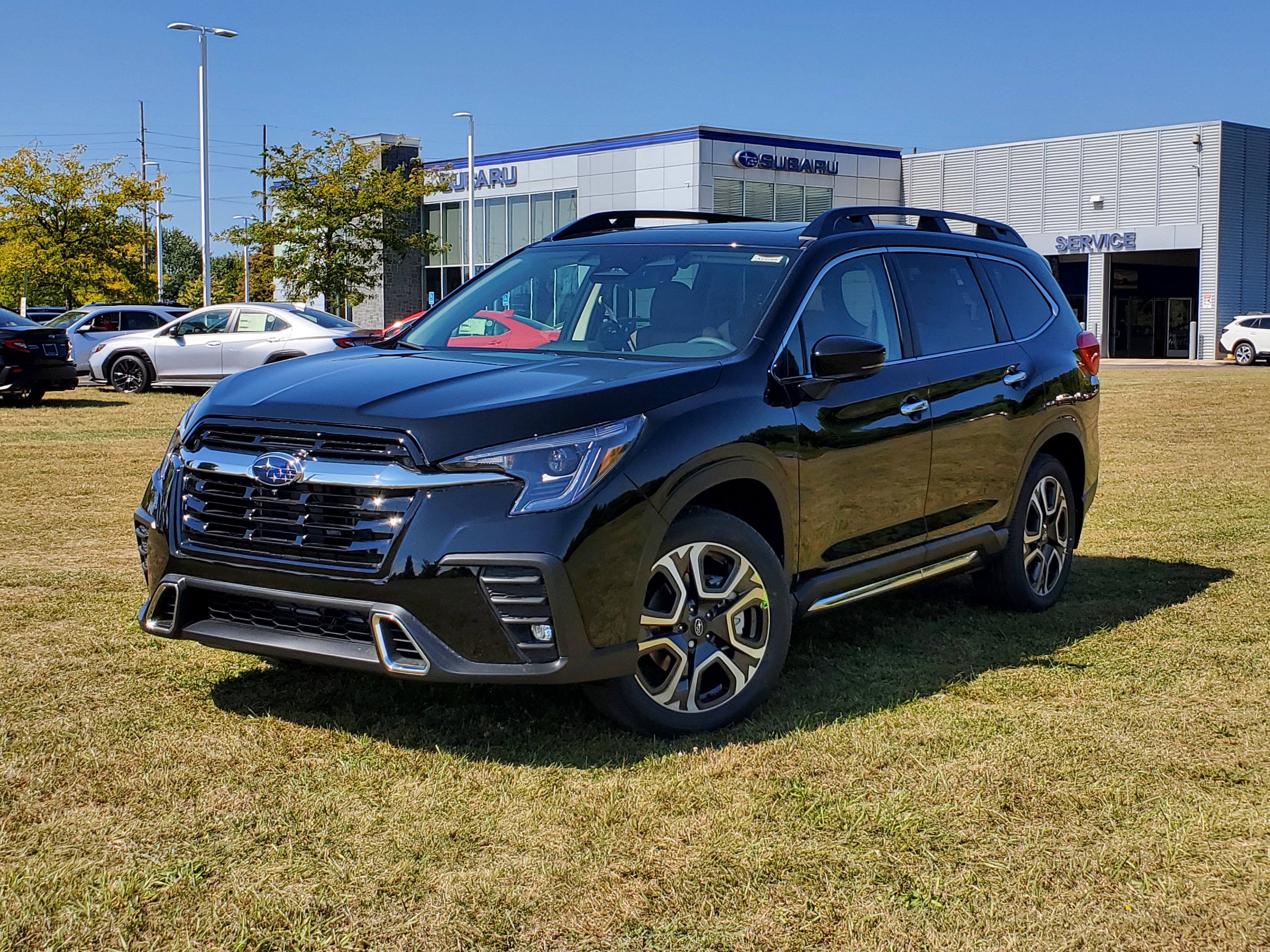 2024 Subaru Ascent Touring 1