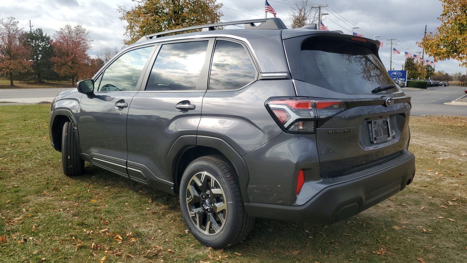 2025 Subaru Forester Premium 3