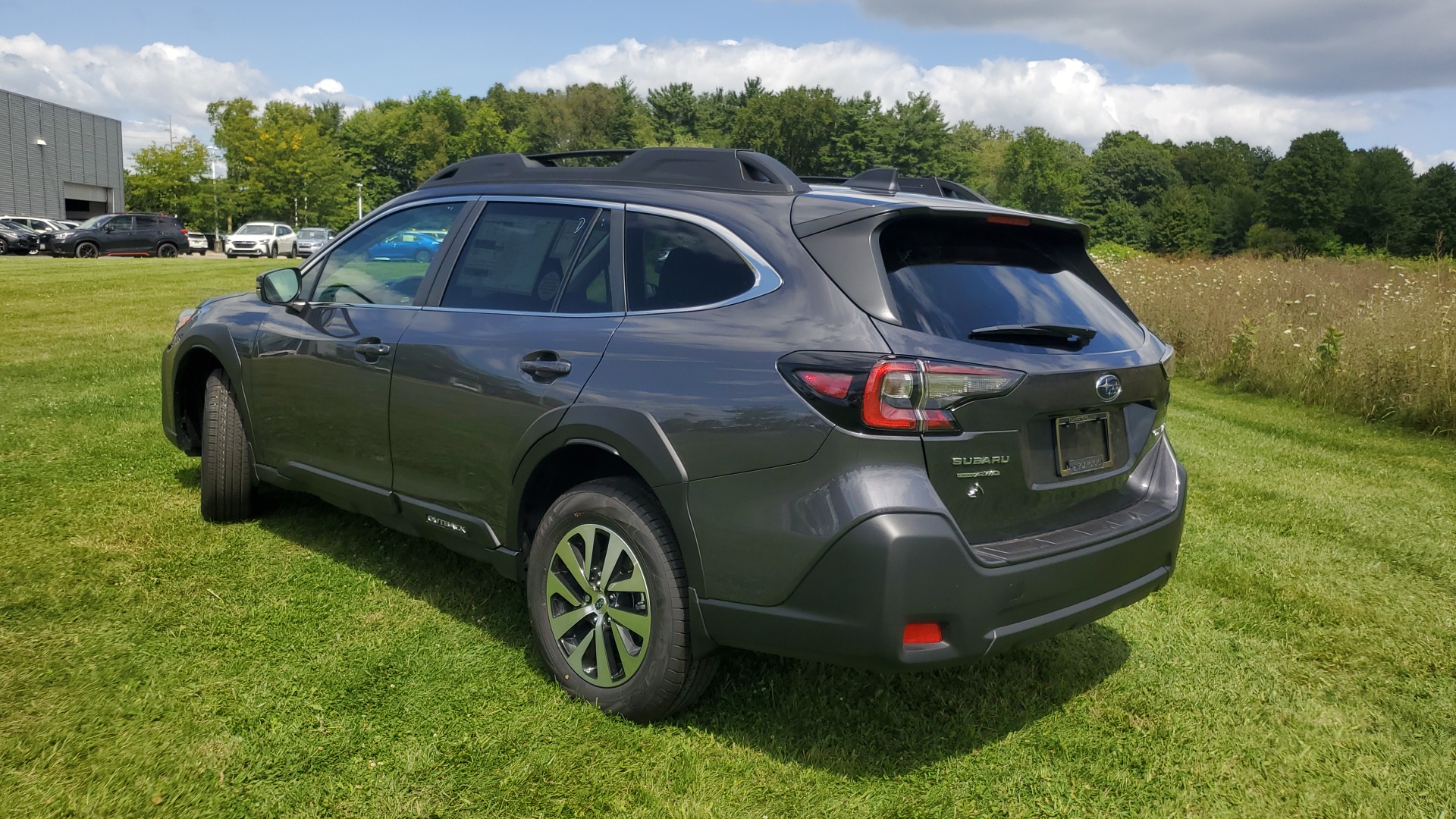 2025 Subaru Outback Premium 3