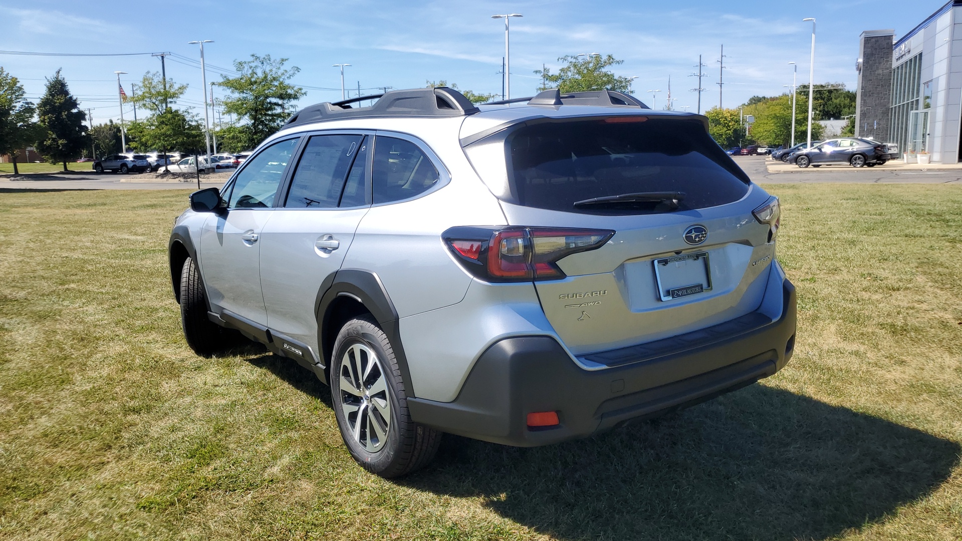 2025 Subaru Outback Premium 32