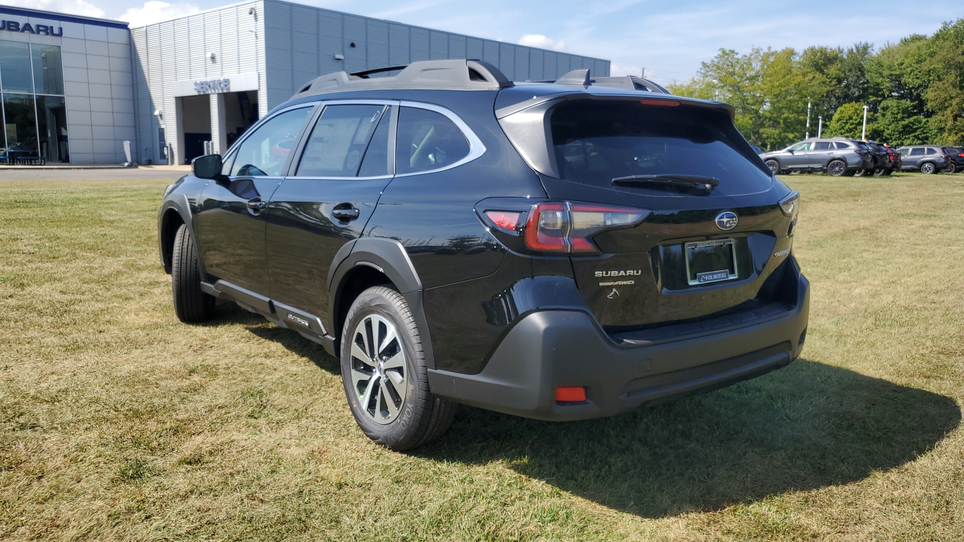 2025 Subaru Outback Premium 1