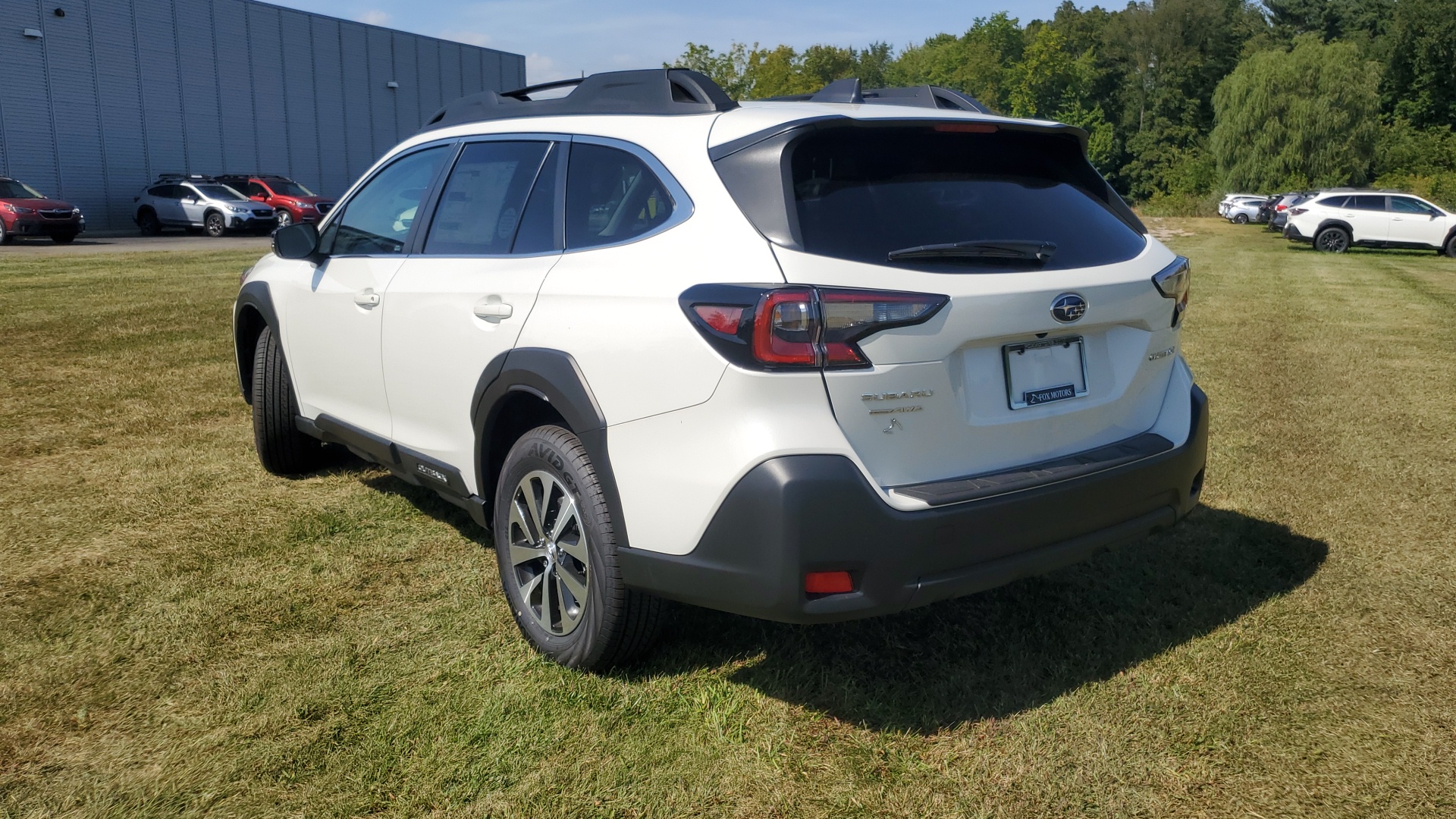 2025 Subaru Outback Premium 3