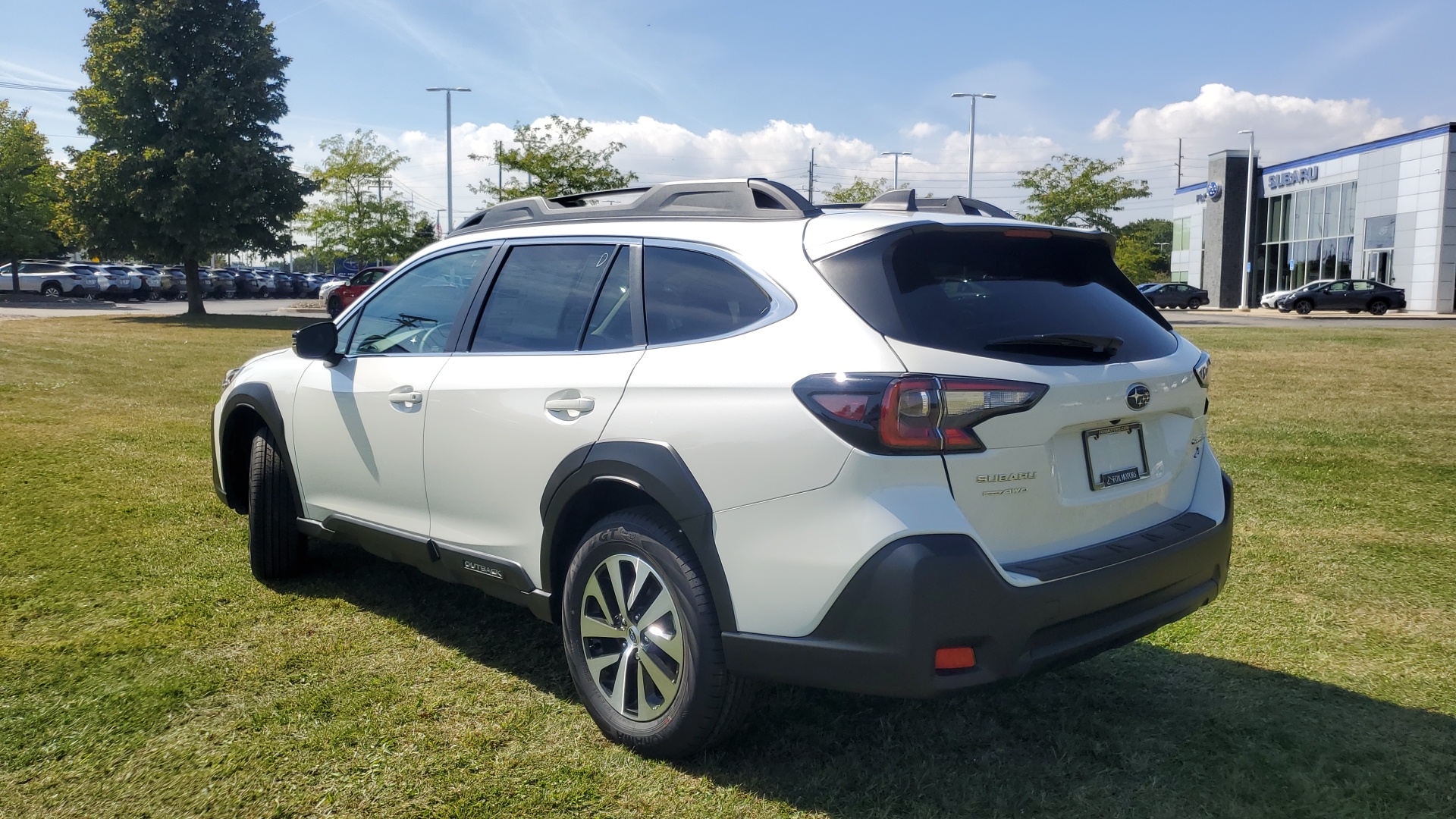 2025 Subaru Outback Premium 33