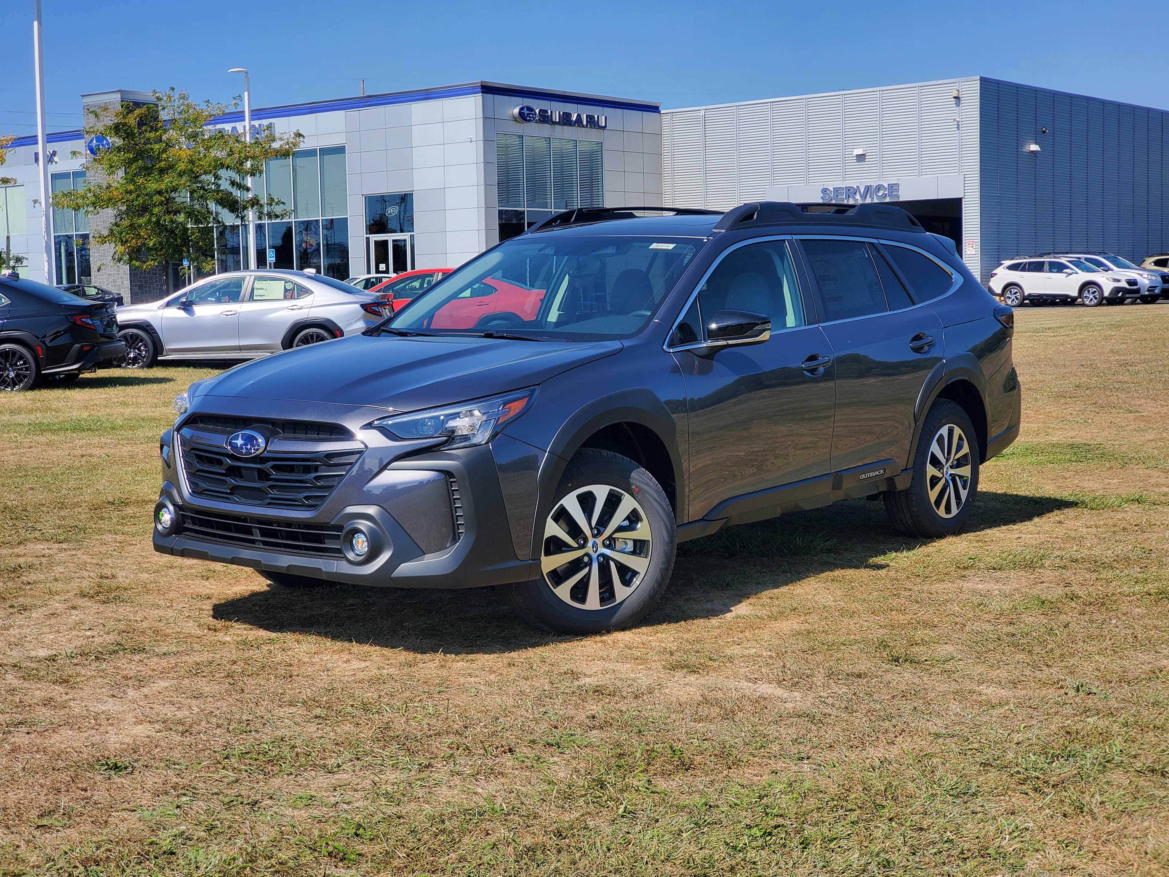 2025 Subaru Outback Premium 1