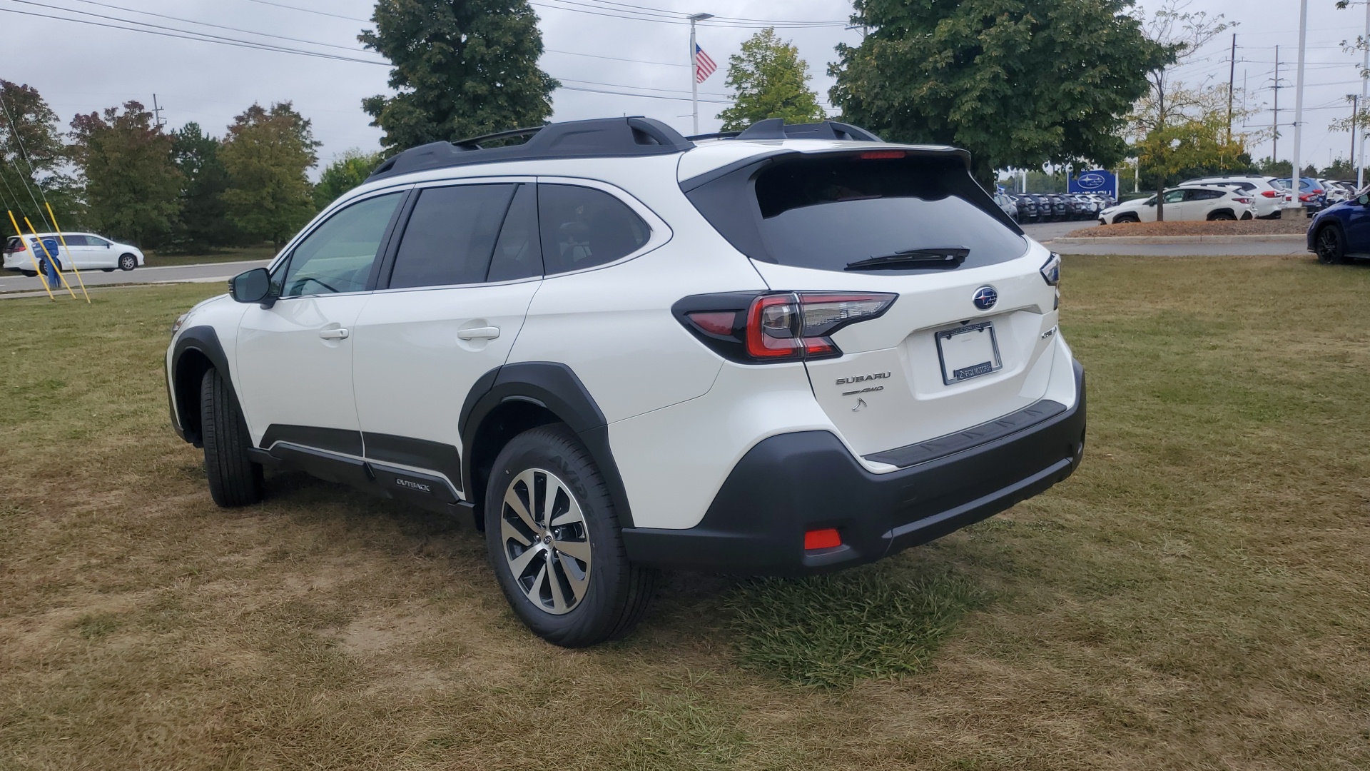 2025 Subaru Outback Premium 3