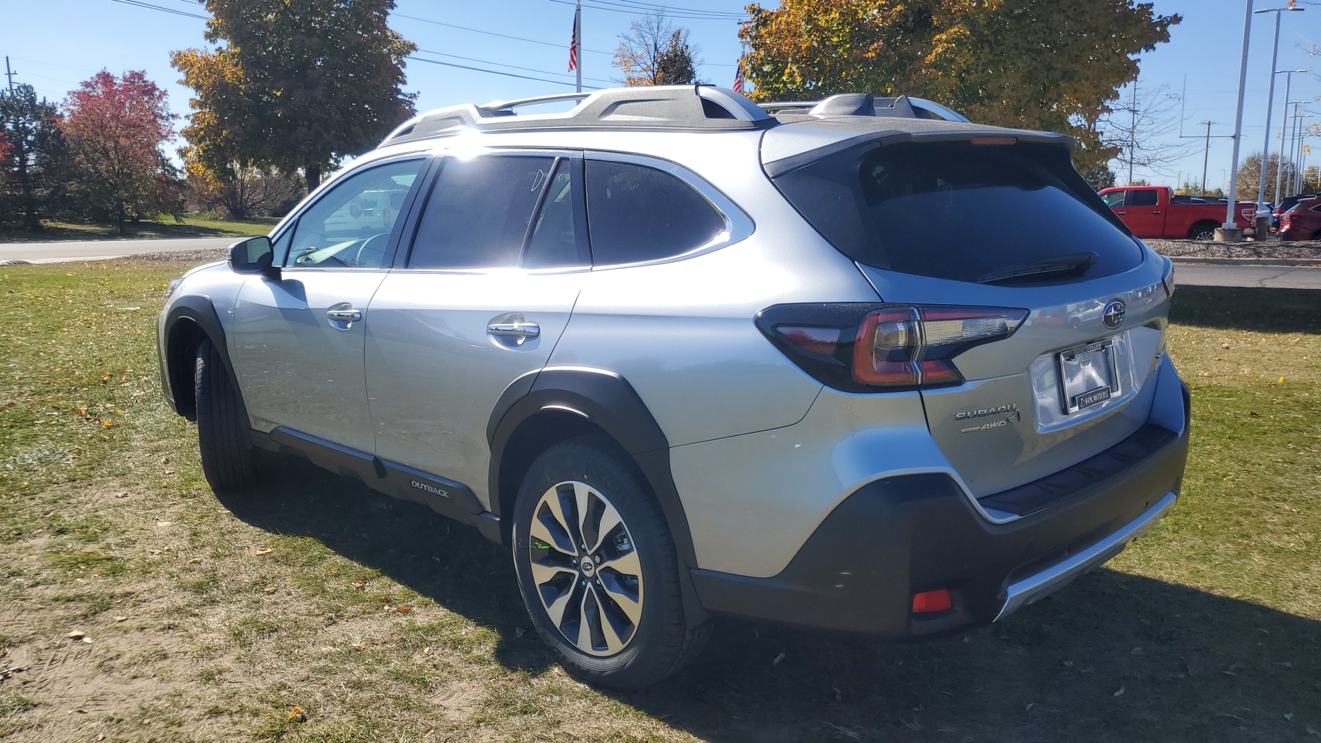 2025 Subaru Outback Touring 3