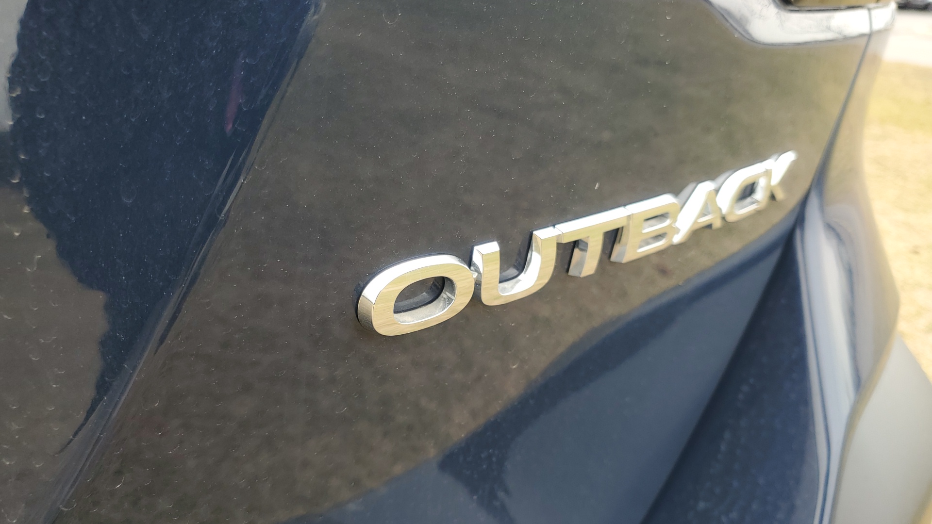 2025 Subaru Outback Premium 32