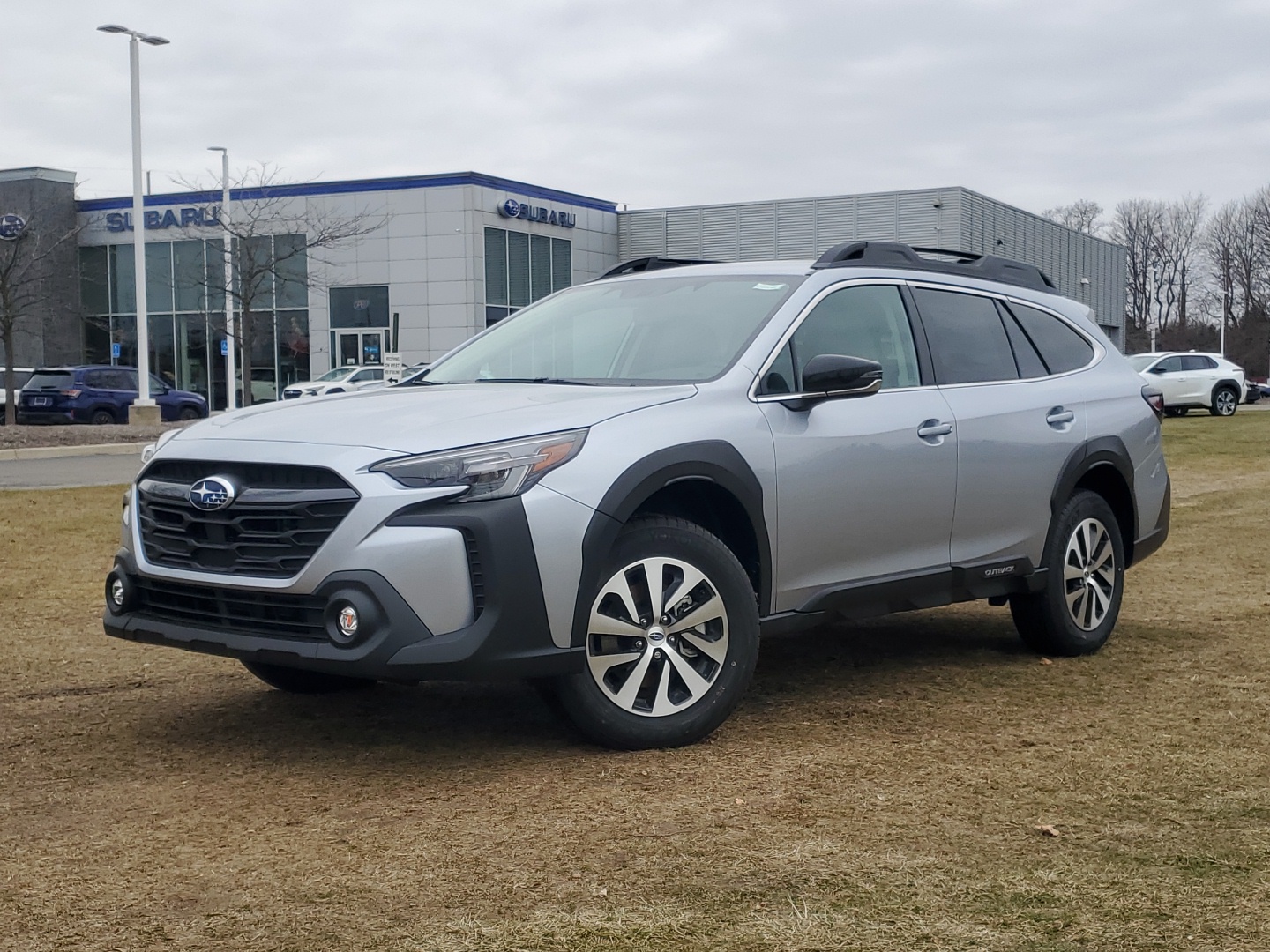 2025 Subaru Outback Premium 1