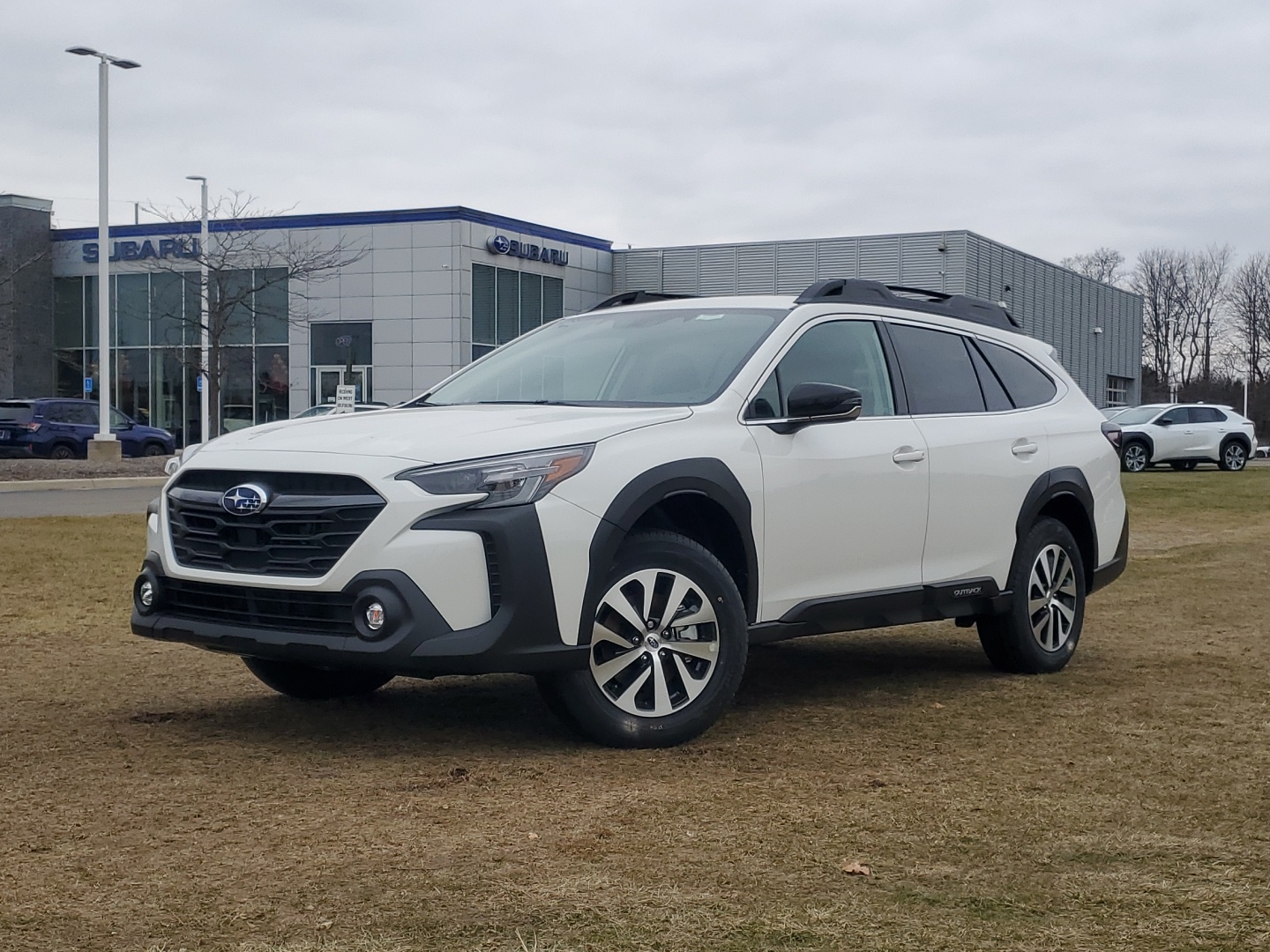 2025 Subaru Outback Premium 1