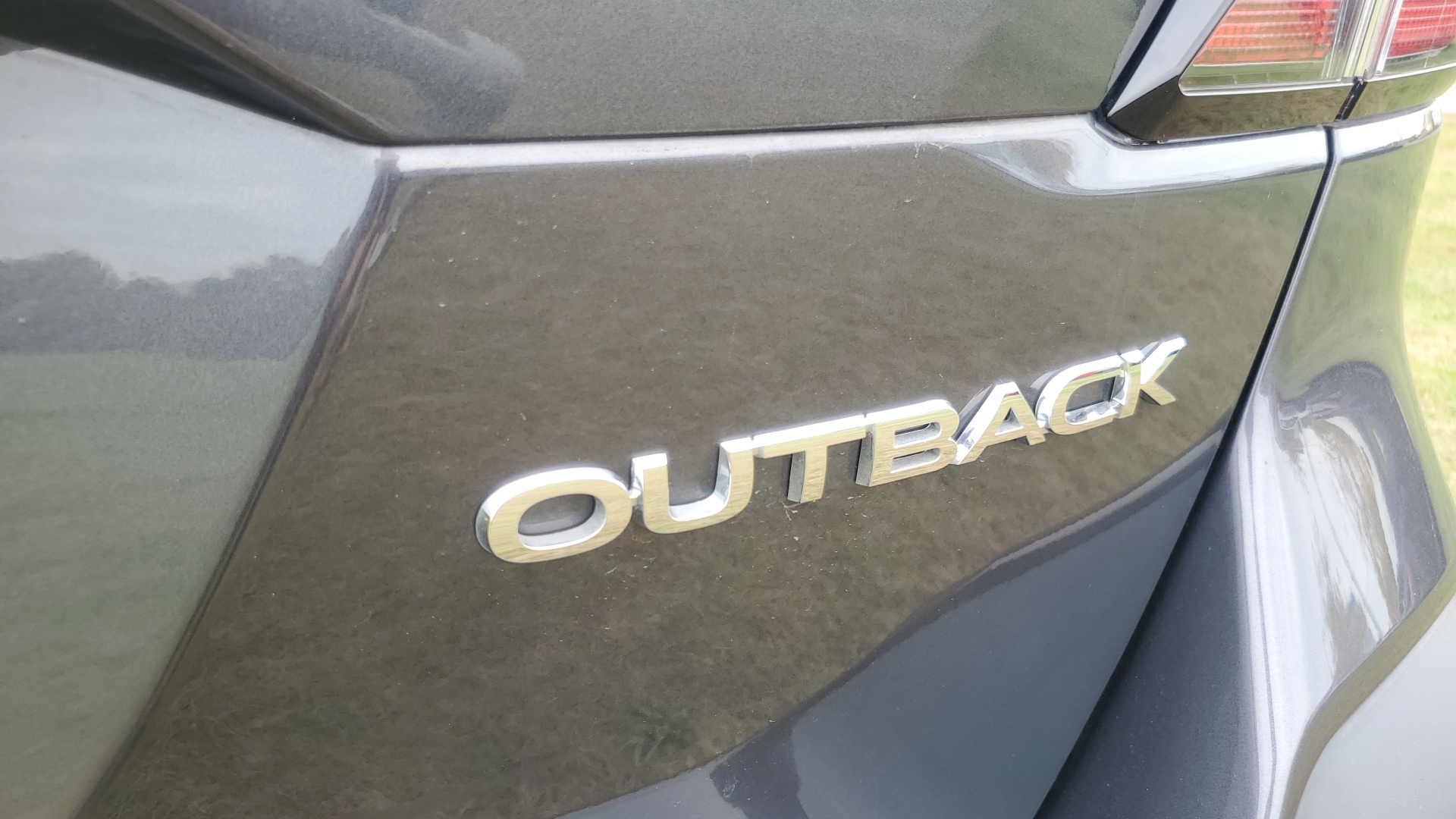 2024 Subaru Outback Premium 32