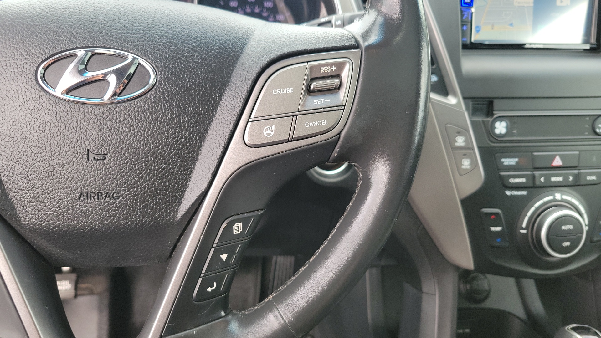 2016 Hyundai Santa Fe Sport 2.0L Turbo 21